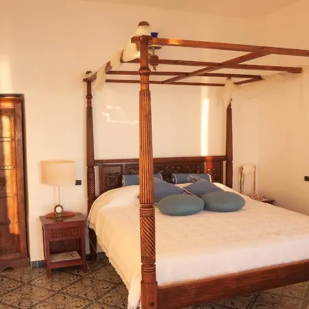 Il Galeone Villa Panarea
